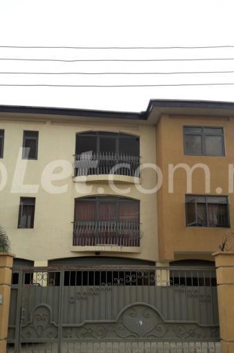 3 bedroom Flat / Apartment for rent  pedro By The Police Station Gbagada Gbagada Lagos