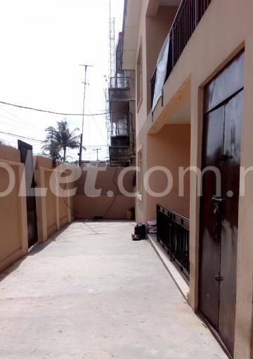 3 bedroom House for rent  close To Yabatech Yaba Yaba Lagos - 0