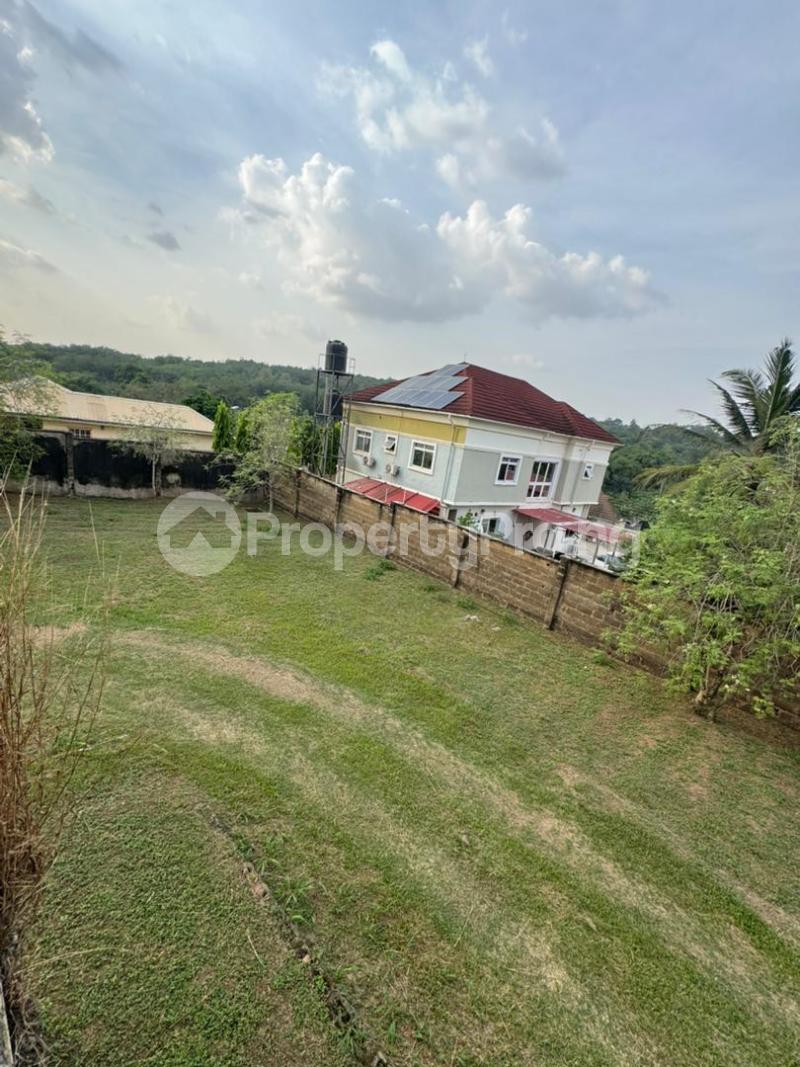 Land for sale Alalubosa Gra Ibadan Oyo