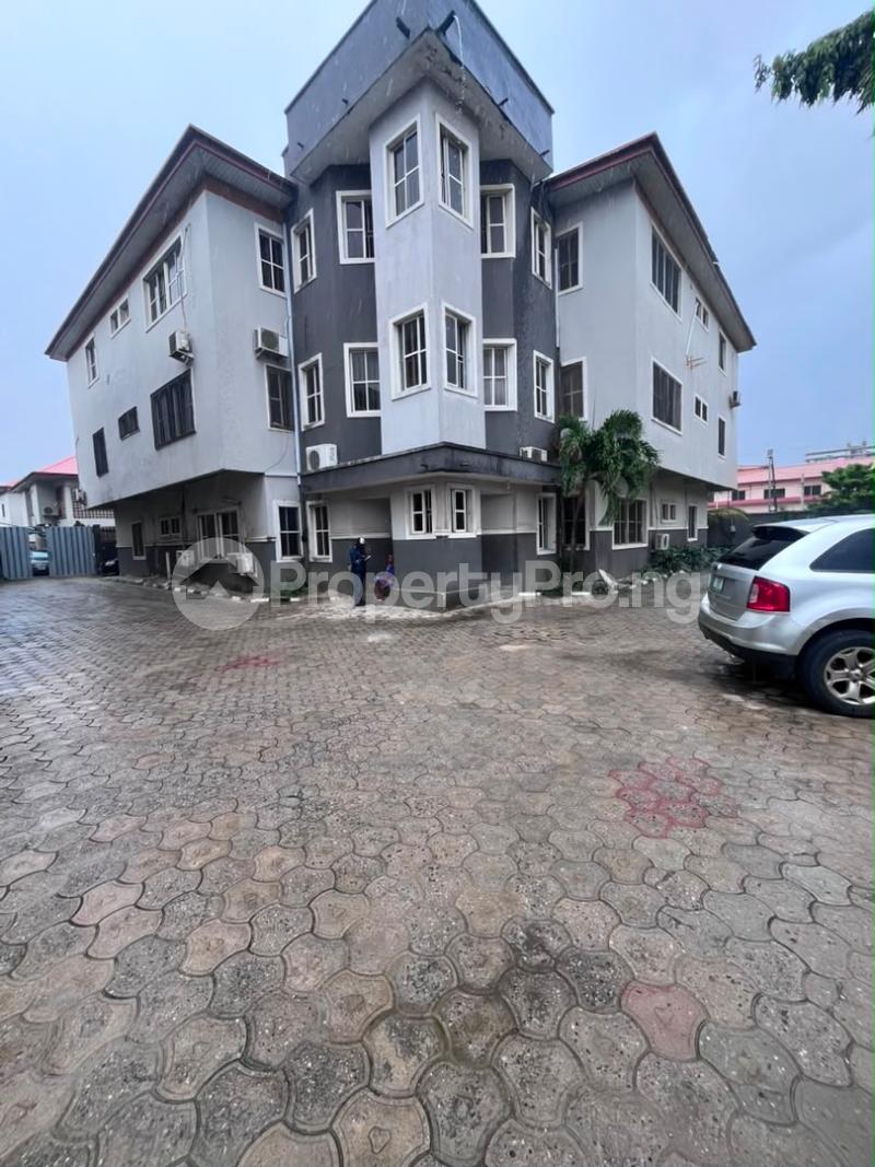 3 bedroom Flat / Apartment for sale ONIRU Victoria Island Lagos