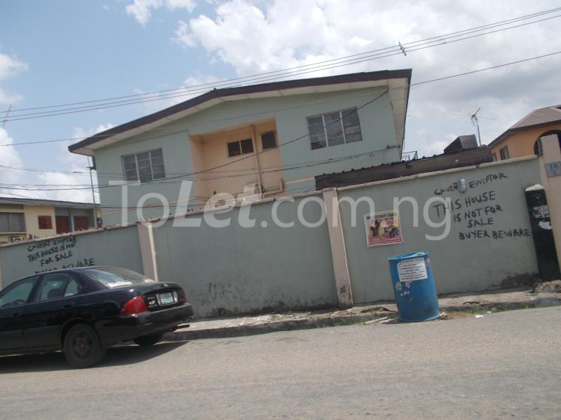 3 bedroom Flat / Apartment for rent 8, Ogunlowo Street Ikeja Ikeja Lagos