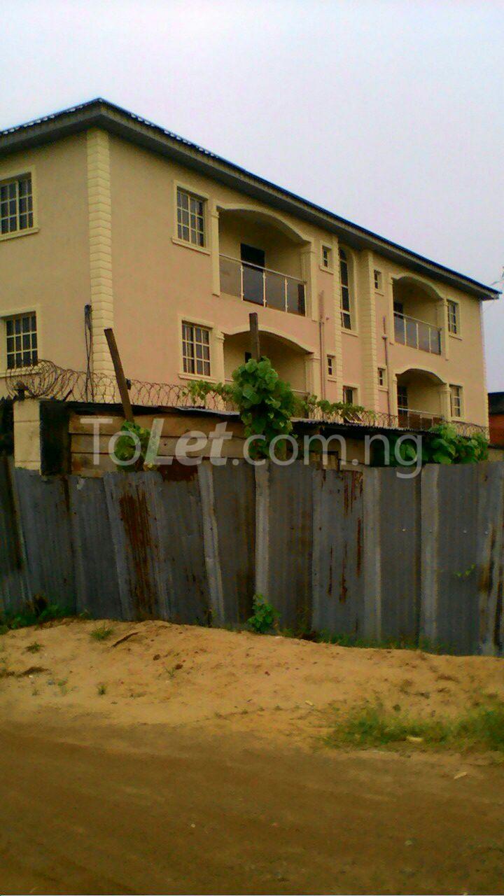 3 bedroom Flat / Apartment for rent Along Mile 12 Ikorodu Express Way, Alapere Kosofe/Ikosi Lagos