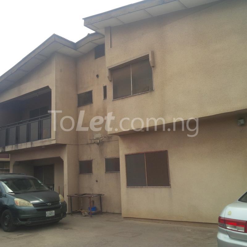 3 bedroom Flat / Apartment for rent No 5, Arinade Alabi Close, Ojodu Ojodu Lagos