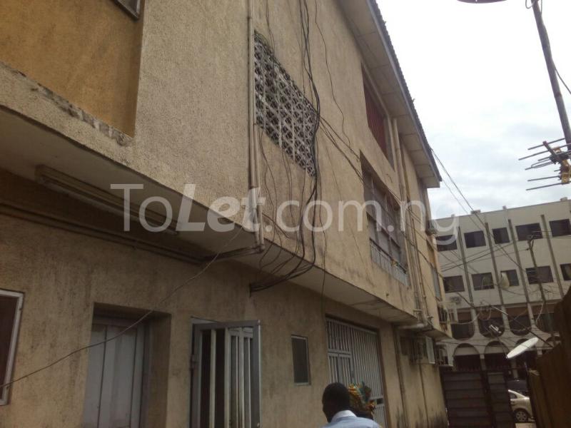 2 bedroom Flat / Apartment for rent Shomuyiwa Street Gbagada Gbagada Lagos