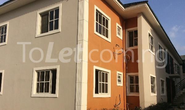 3 bedroom Flat / Apartment for rent  off Fola Agoro Road, Fola Agoro, Yaba Yaba Lagos - 0