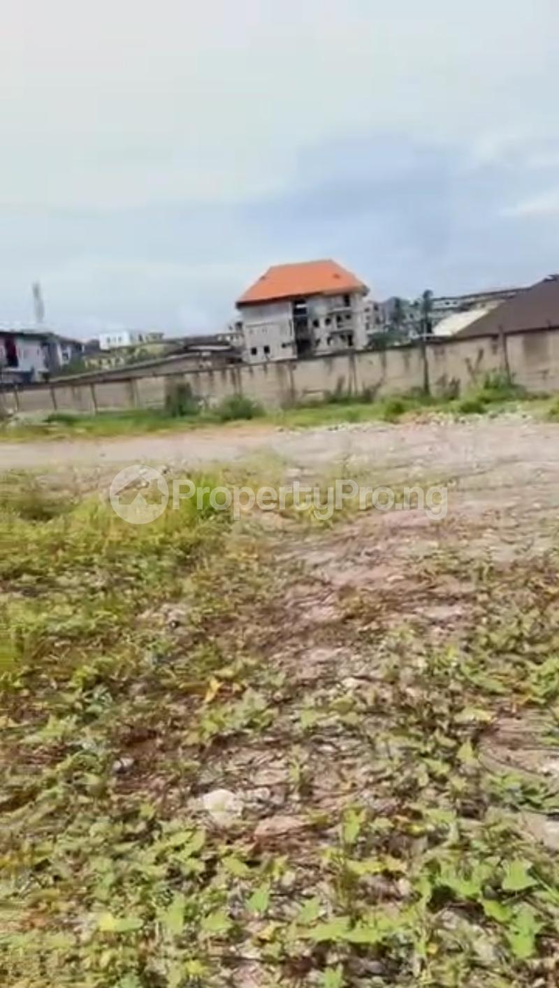Land for sale Off Ajose Mende Maryland Lagos