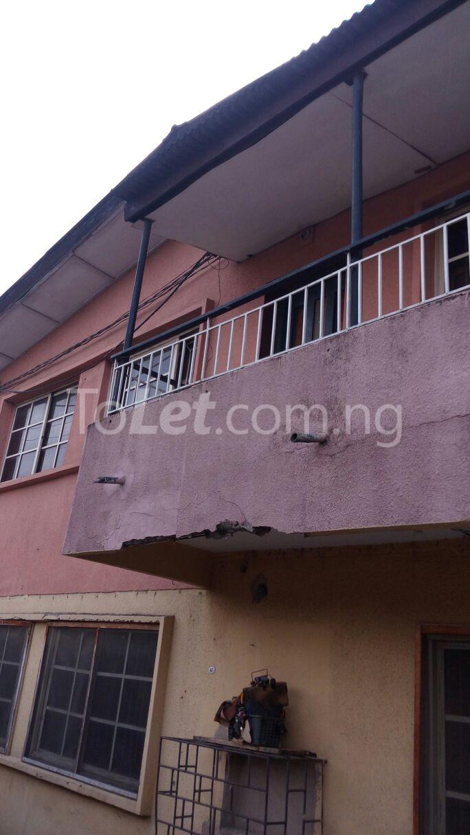 3 bedroom Flat / Apartment for rent Martins Street Surulere Surulere Lagos