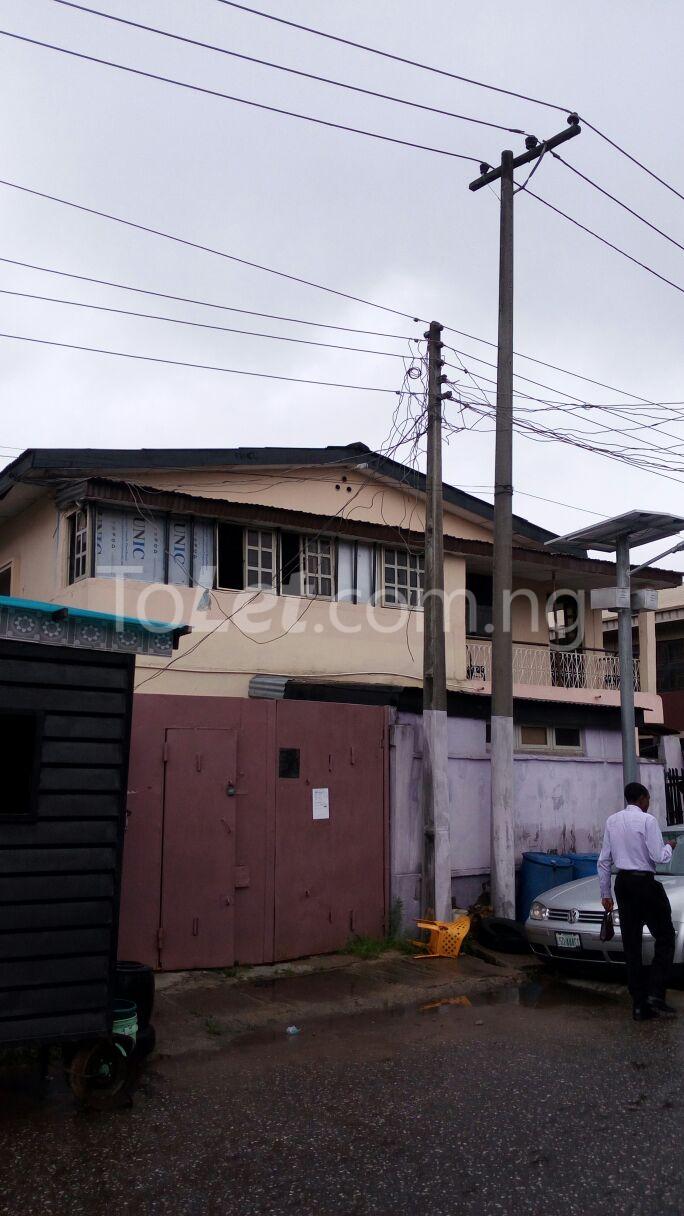3 bedroom Flat / Apartment for rent Mercy Eneli Street Surulere Surulere Lagos