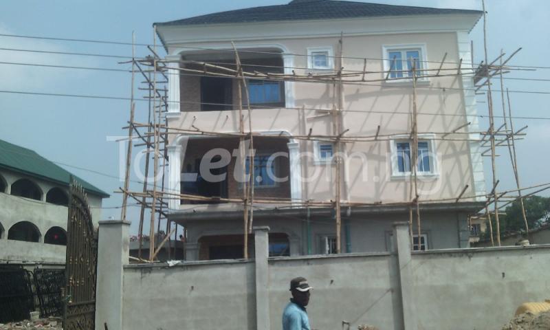 2 bedroom Flat / Apartment for rent Lawanson Area Surulere Surulere Lagos