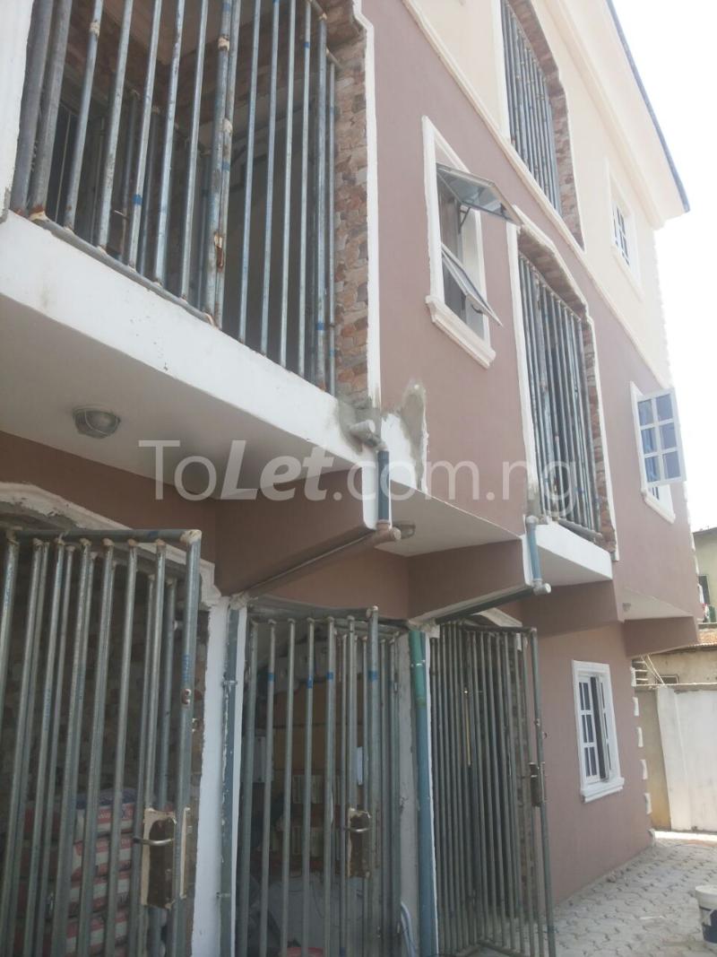 1 bedroom Flat / Apartment for rent Awin Close Yaba Yaba Lagos