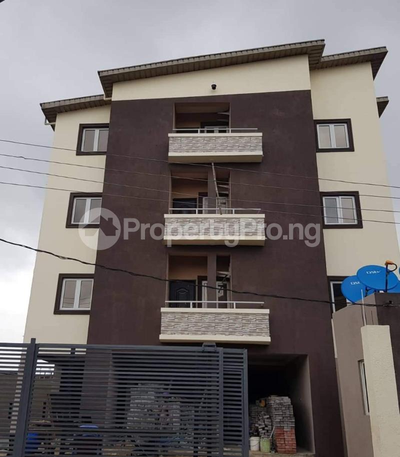 3 bedroom House for sale Phoenix Apartments Western Avenue Surulere Lagos