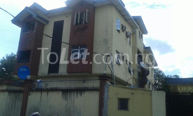 3 bedroom Flat / Apartment for rent Sabo Yaba Yaba Lagos - 0