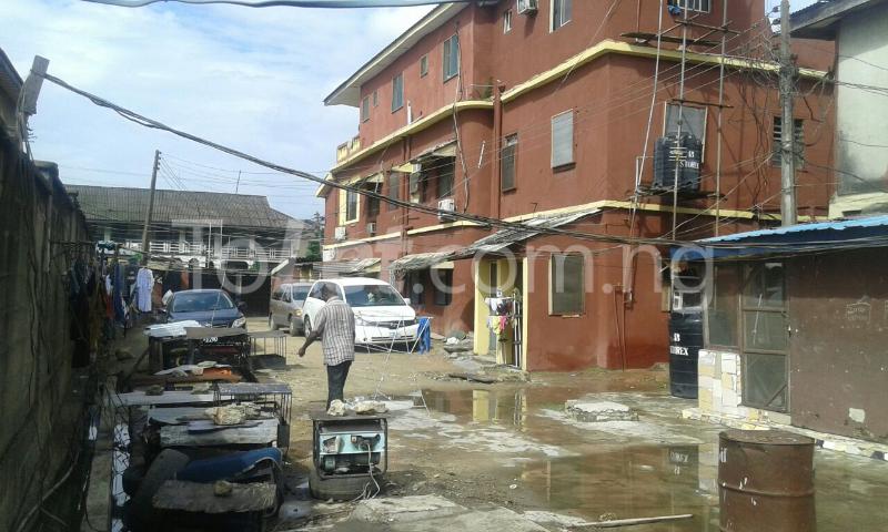 2 bedroom Flat / Apartment for rent Jibowu Yaba Yaba Lagos - 0