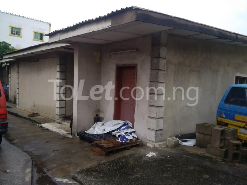 Commercial Property for rent 212 Ikorodu Road, Shomolu Shomolu Lagos
