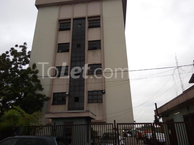 Commercial Property for rent Akinleye Street Ilupeju Maryland Lagos