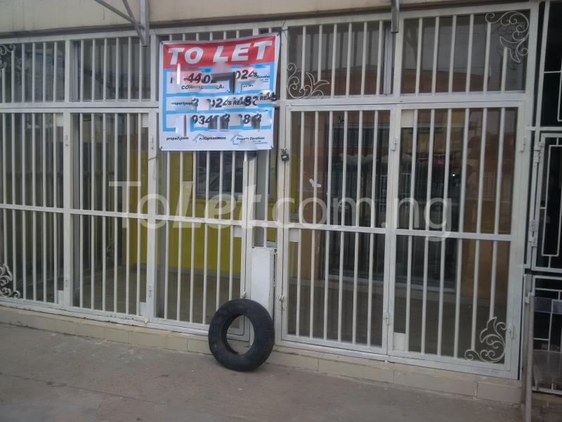 4 bedroom Commercial Property for rent Oyekan Street, Surulere Surulere Lagos