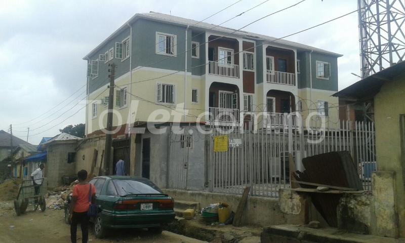 1 bedroom Flat / Apartment for rent Jibowu Street Yaba Yaba Lagos - 0