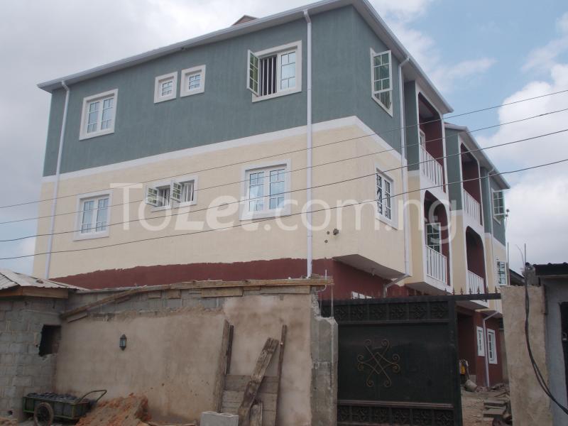 1 bedroom Flat / Apartment for rent Morroco Road Yaba Yaba Lagos