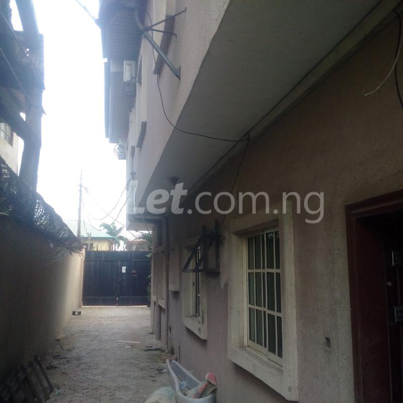 2 bedroom Flat / Apartment for rent Off Community Road Yaba Yaba Lagos - 0