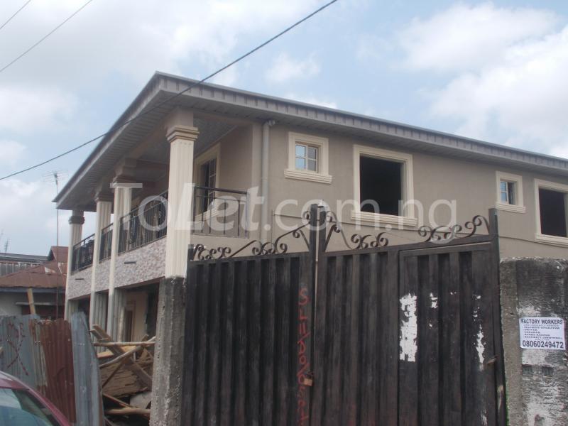 1 bedroom Flat / Apartment for rent By Ayilara Street Off Itire Road Surulere Surulere Lagos