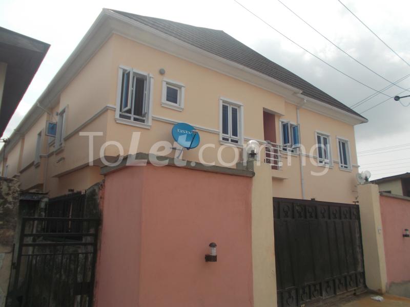 2 bedroom Flat / Apartment for rent Feyisara Street, Off Bawala Street, Shomolu Shomolu Lagos