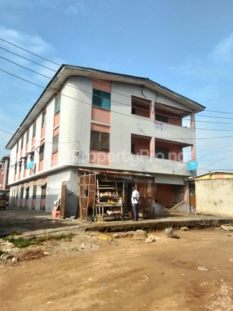 House for sale Hostel Bustop Egbe Ikotun/Igando Lagos - 0