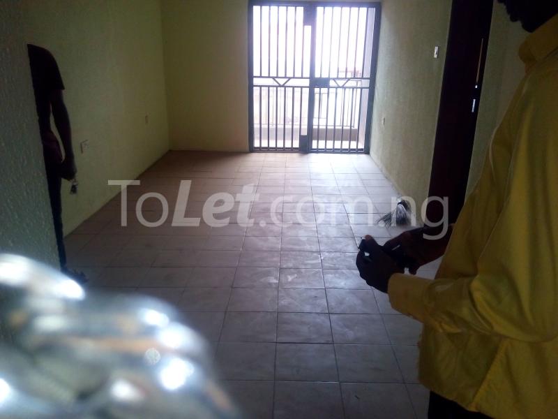 3 bedroom Flat / Apartment for rent Off Isiba Olowu Egbeda Alimosho Lagos