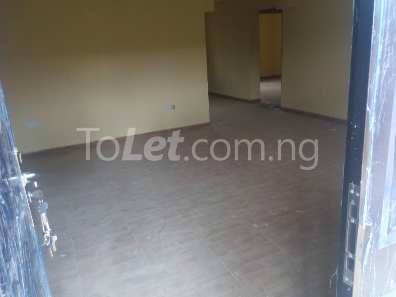 2 bedroom Flat / Apartment for rent Off Alimosho Road Akowonjo Alimosho Lagos