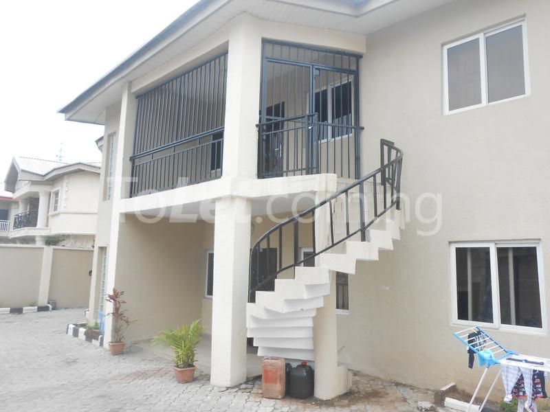 3 bedroom Flat / Apartment for rent Gbangbala Street, Lekki Lekki Lagos