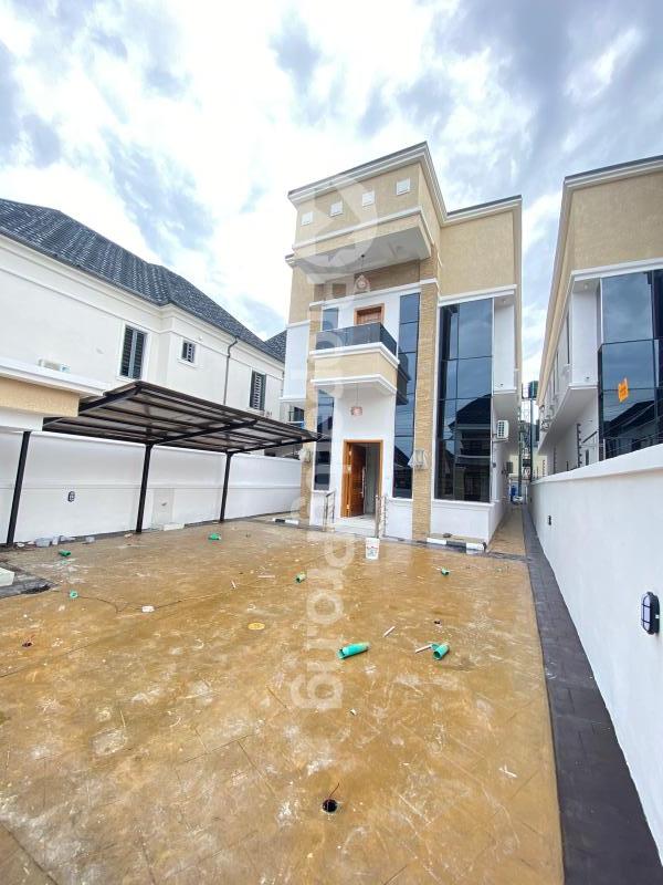 5 bedroom House for sale Osapa london Lekki Lagos