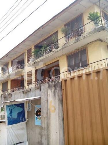 2 bedroom Flat / Apartment for rent Bamboo Street, Obanikoro Oshodi Expressway Oshodi Lagos