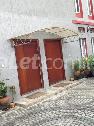 2 bedroom Flat / Apartment for rent 2 Olosa Off Karimu Kotun Street Off Victoria island Victoria Island Lagos