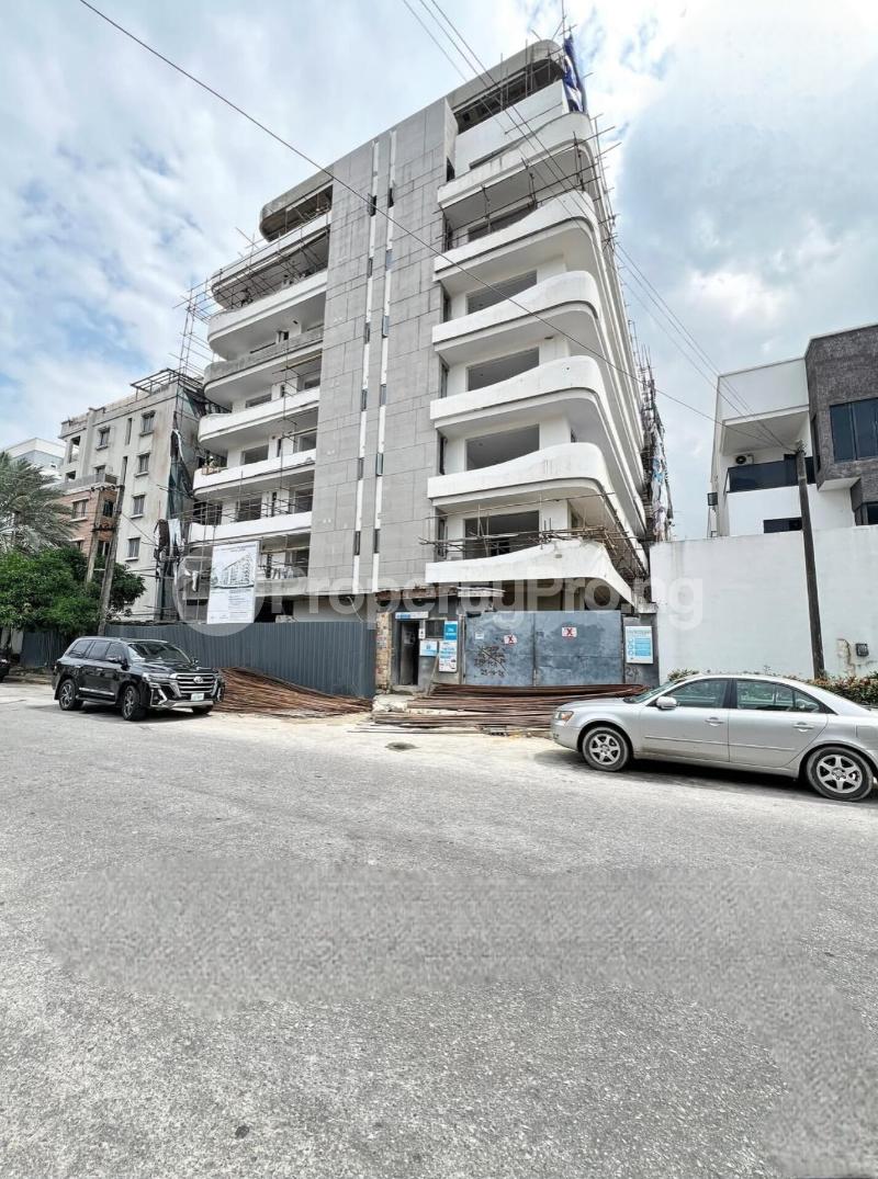 2 bedroom House for sale ONIRU Victoria Island Lagos