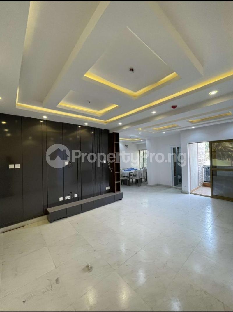 3 bedroom Flat / Apartment for rent ONIRU Victoria Island Lagos