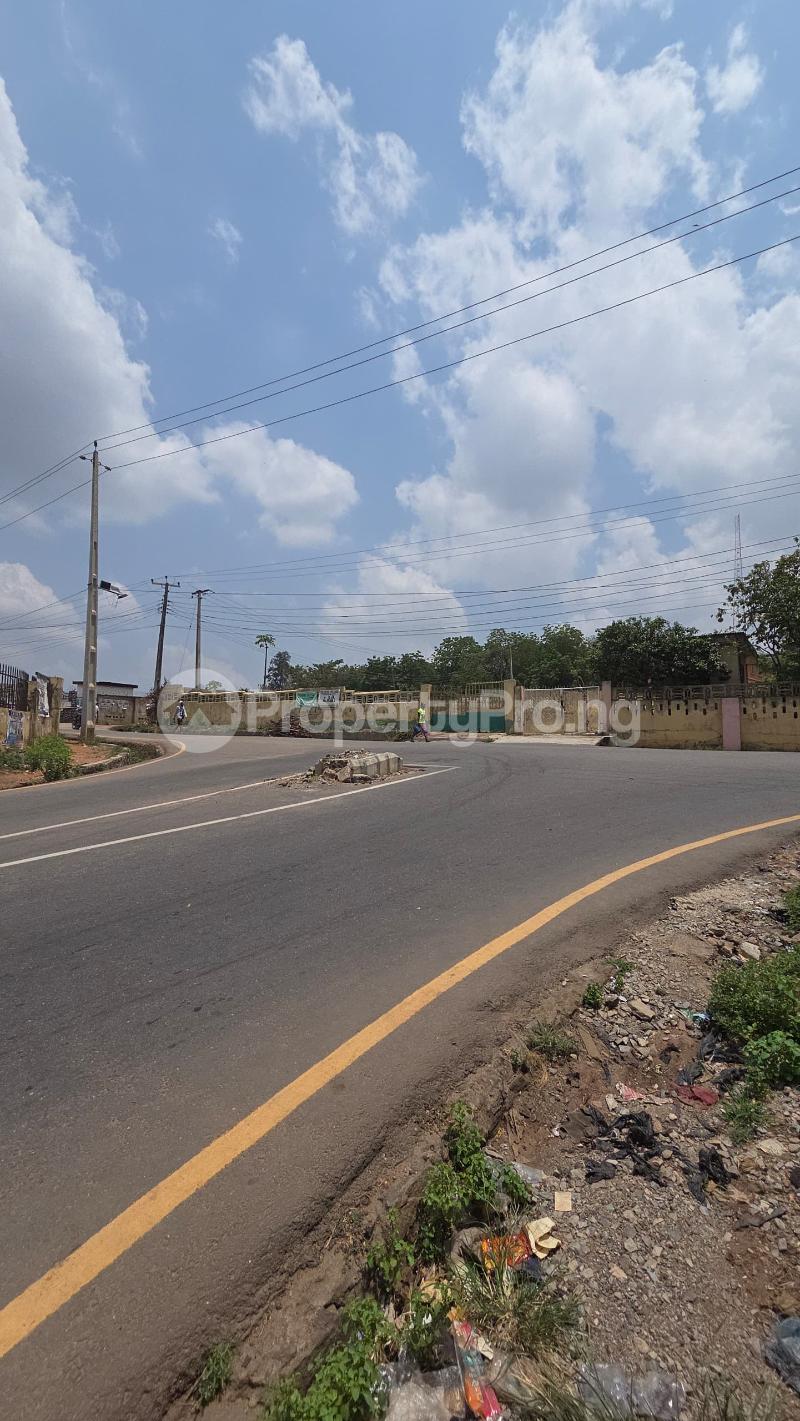 Land for sale T Junction Behind St Louis School Ibadan Oyo