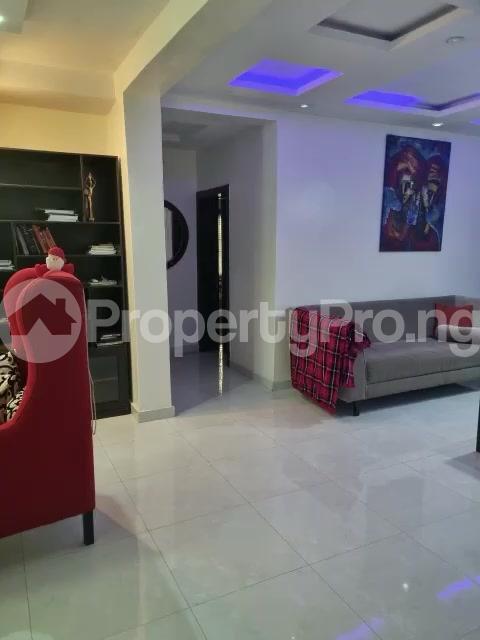 2 bedroom House for rent Ikate Lekki Lagos