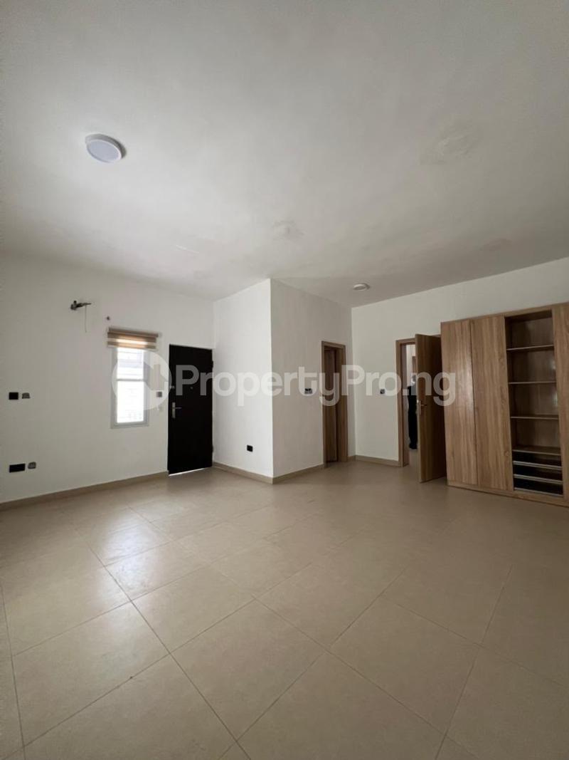 2 bedroom House for rent Mobil Road Ajah Lagos