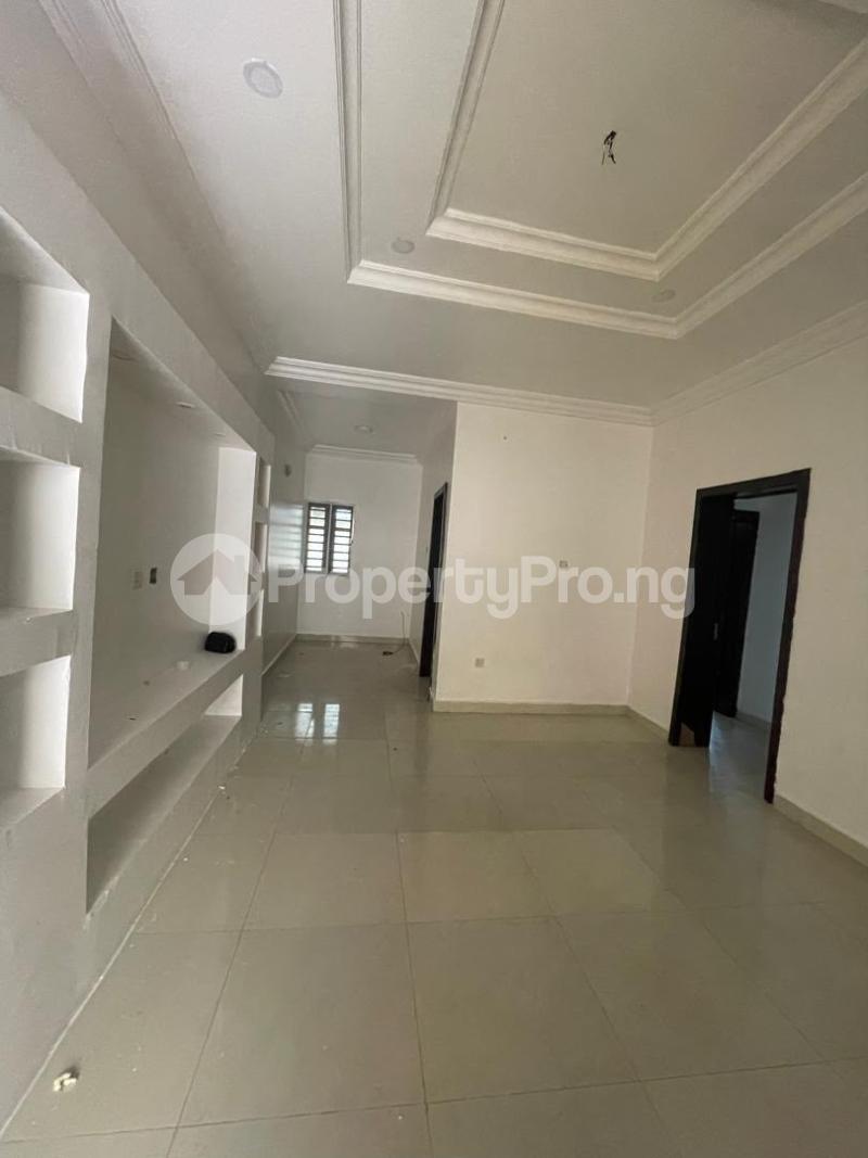 2 bedroom House for rent Ologolo Lekki Lagos