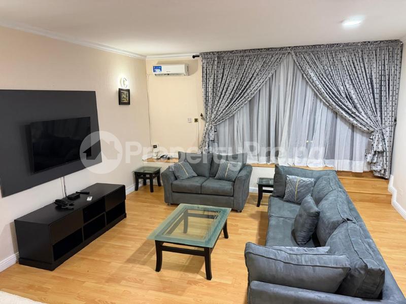2 bedroom House for rent Adeola Odeku Victoria Island Lagos