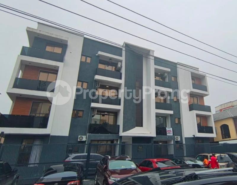 2 bedroom House for sale No 5 Alhaji Muibi Daramola Road, Ikate. Beside Nicon Town Nicon Town Lekki Lagos