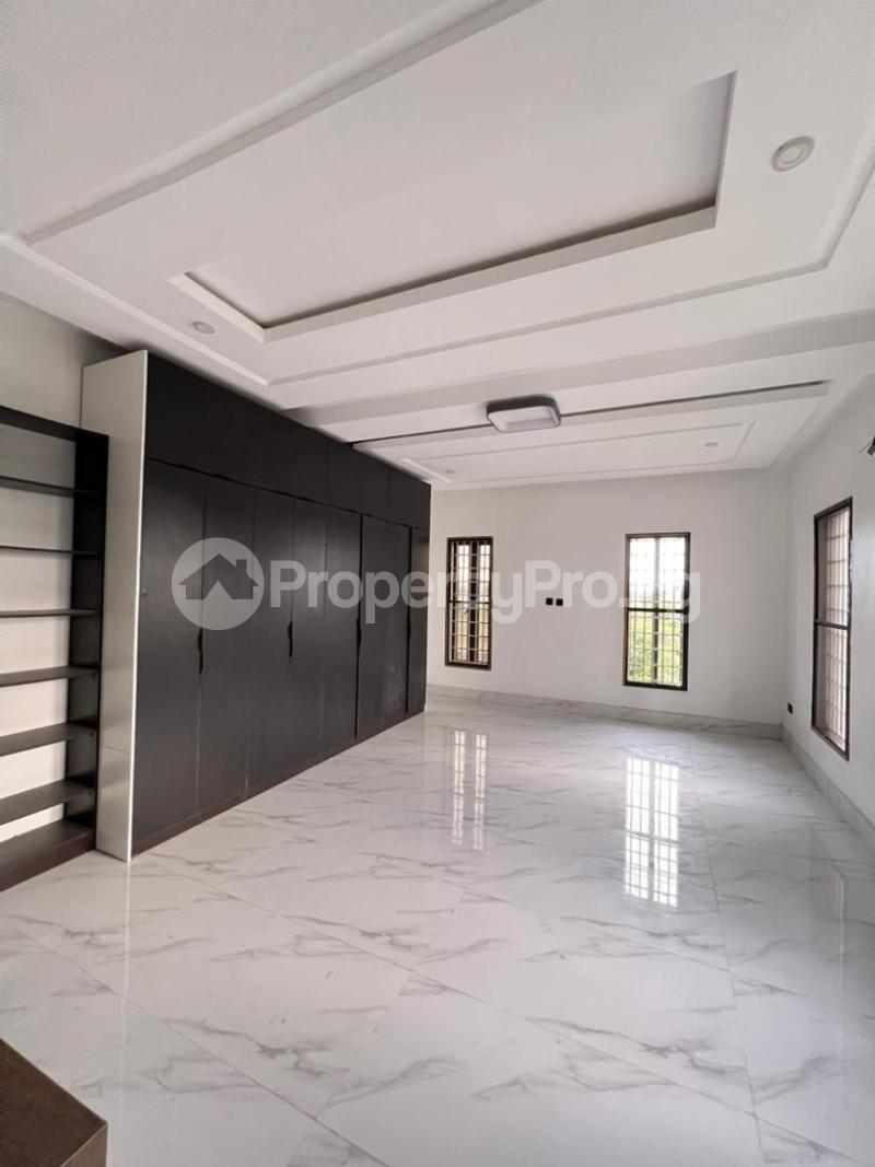 2 bedroom House for sale Abraham adesanya estate Ajah Lagos