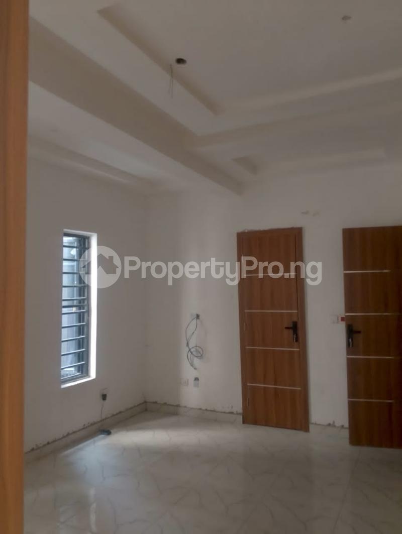 2 bedroom House for rent  Ikate Lekki Lagos
