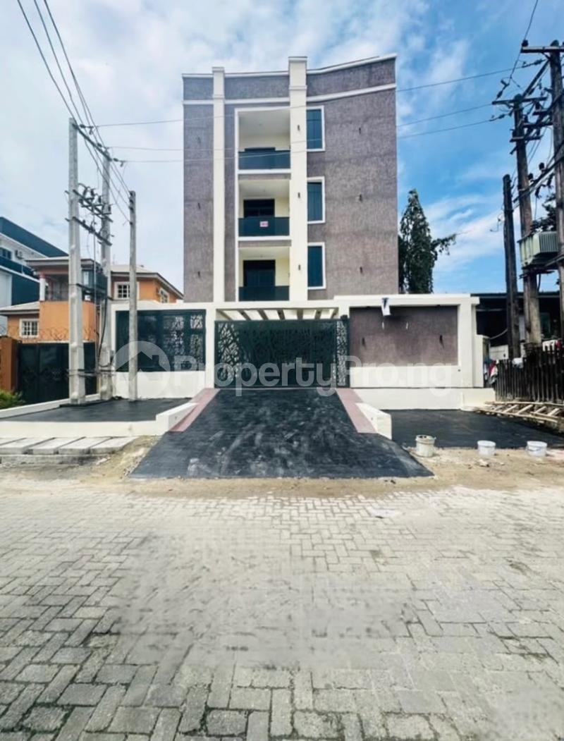 2 bedroom House for rent Lekki Phase 1 Lekki Lagos