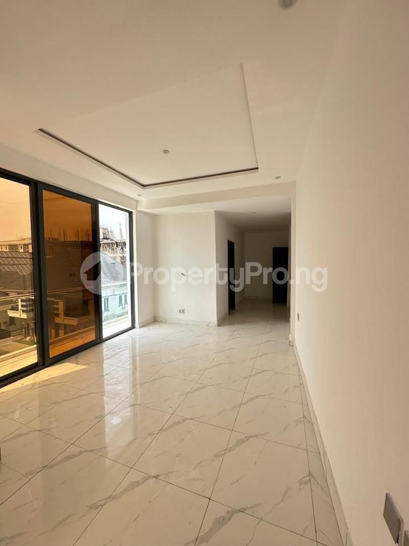 2 bedroom House for rent Ikota Lekki Lagos