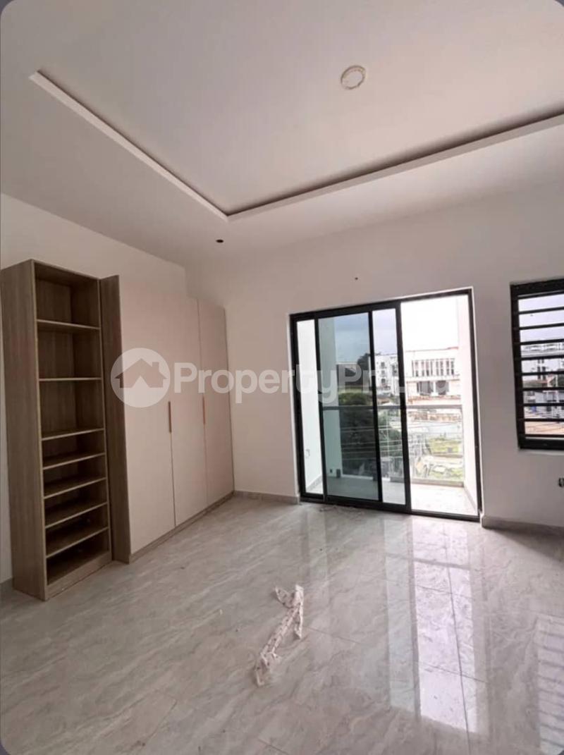 2 bedroom House for rent Lekki Phase 1 Lekki Lagos
