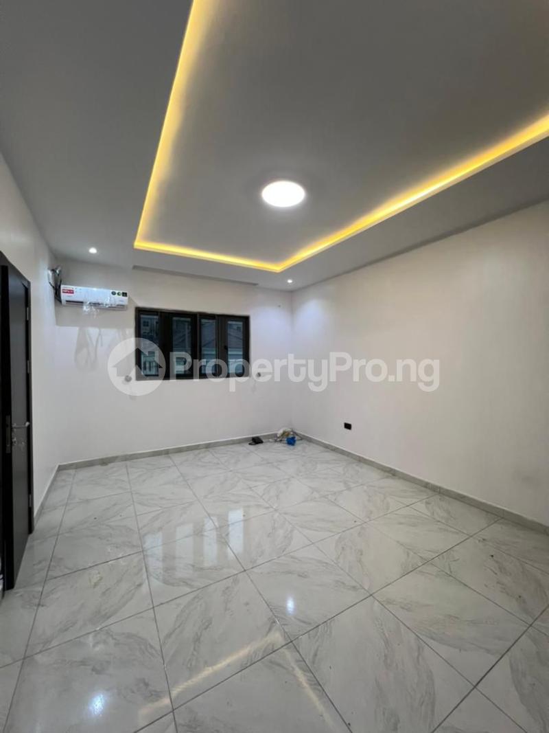 2 bedroom House for rent Freedom Way Lekki Lagos