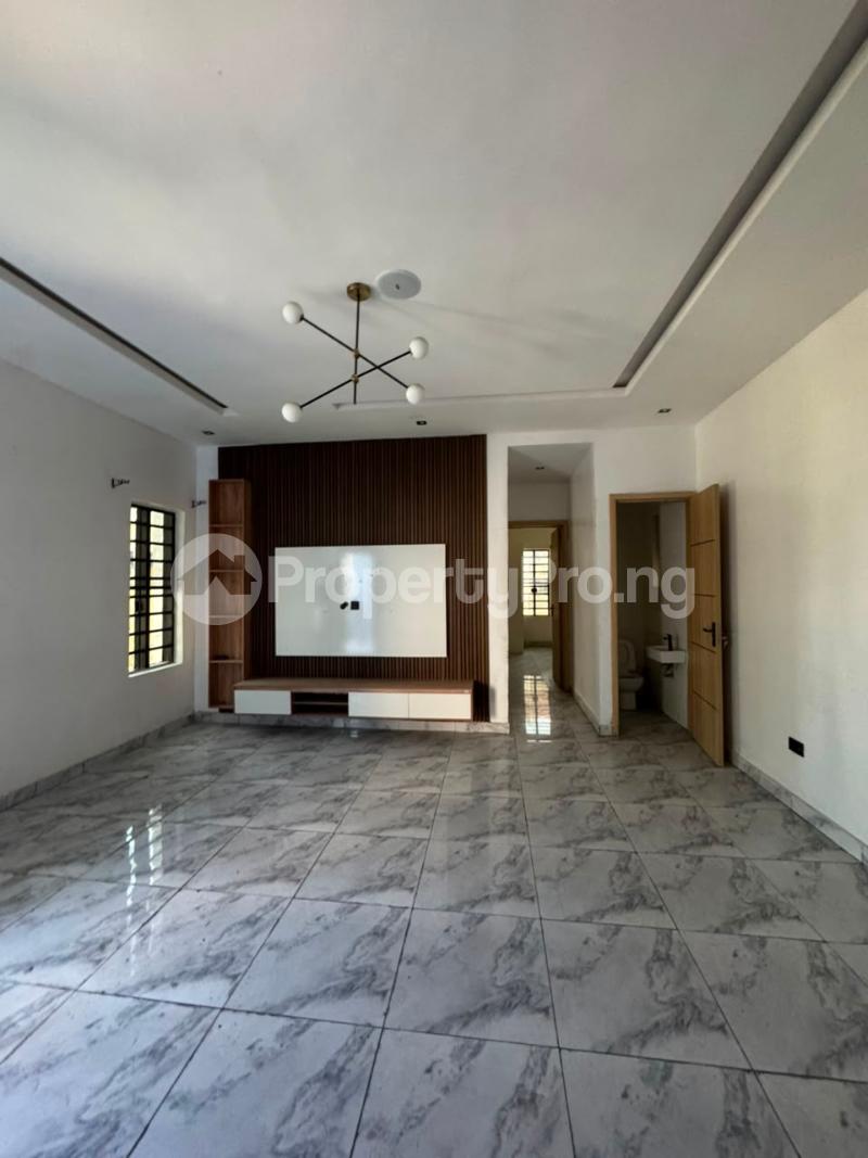 2 bedroom House for rent Ikate Lekki Lagos