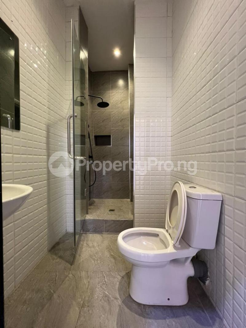 2 bedroom House for rent Freedom Way Lekki Lagos