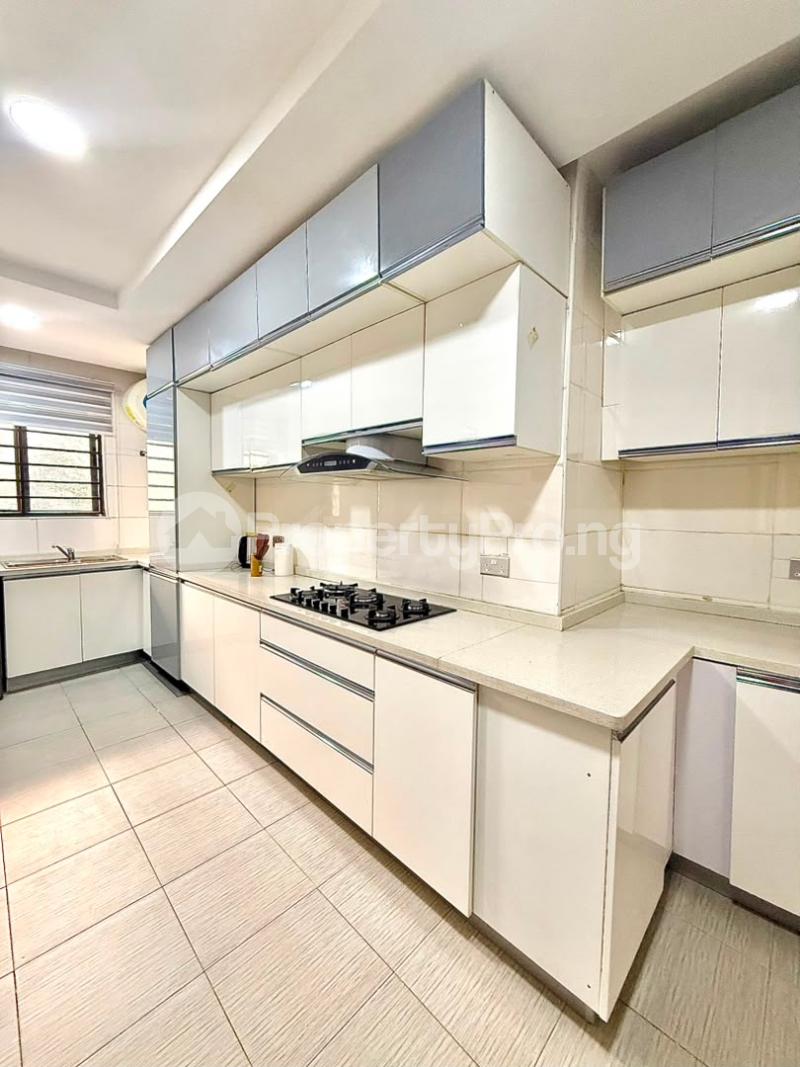 2 bedroom House for rent Ikoyi Lagos