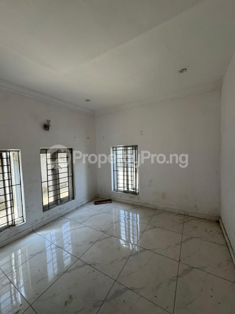 2 bedroom House for rent Ikate Lekki Lagos